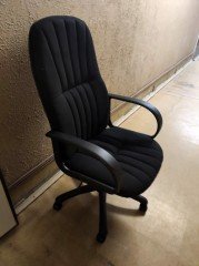 Тканевое компьютерное кресло